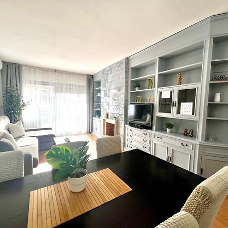 Family-Friendly Home In Central Barcelona 4Bdr Exterior photo